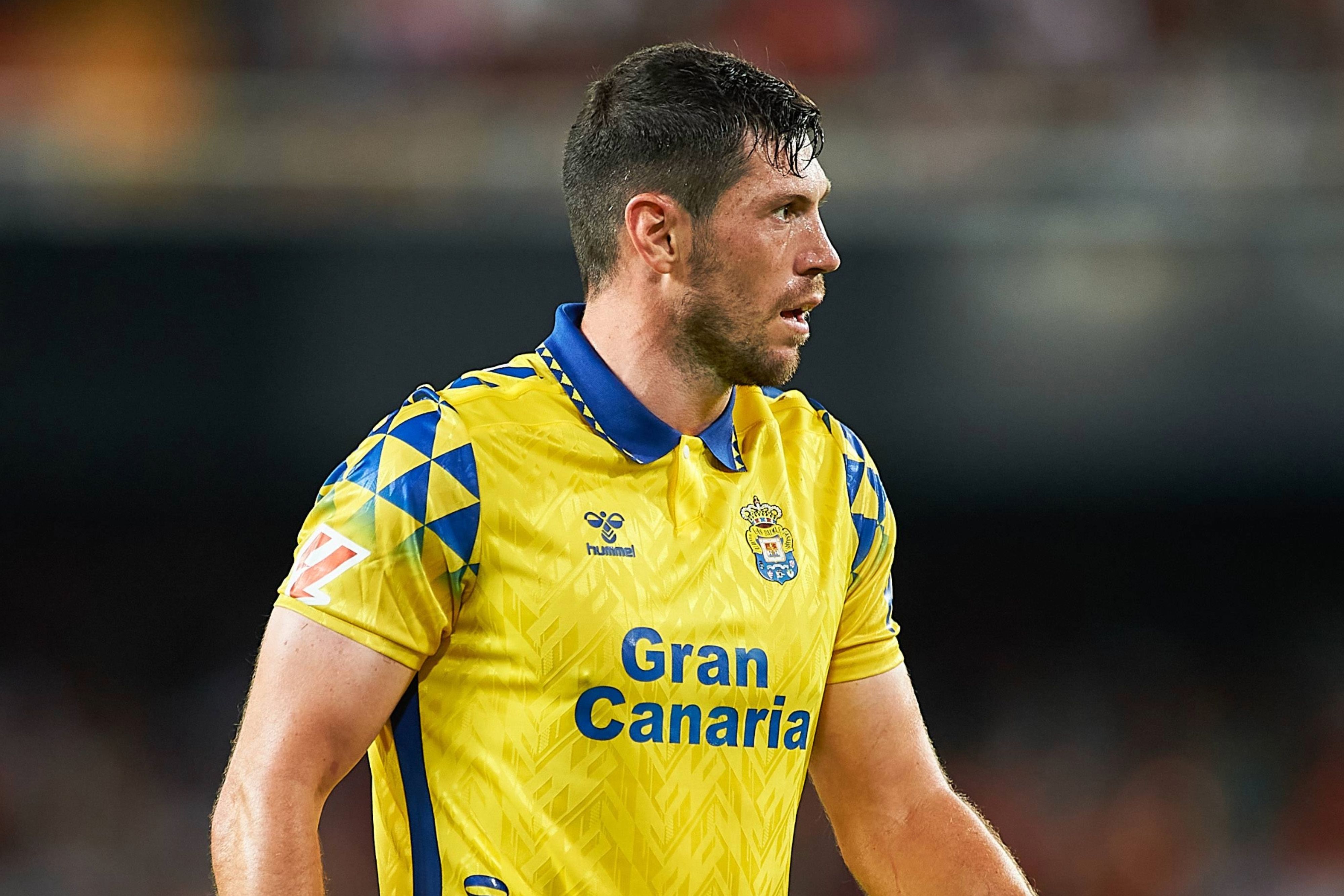 Abierta la puja por Scott McKenna