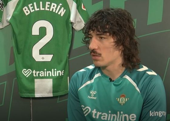 Bellerín cuestiona las críticas y 'calienta' al Betis para ganar un título: "No os imagináis lo que es" 