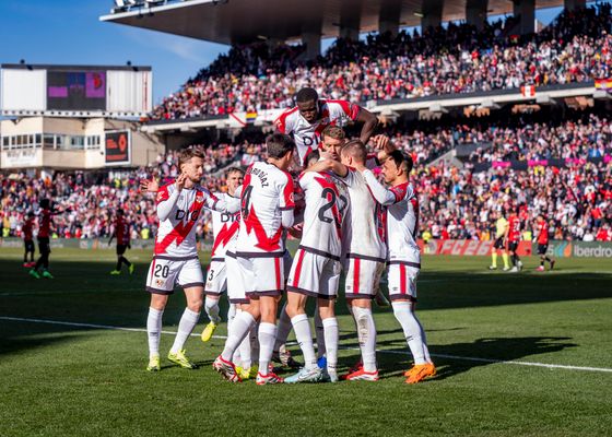 Así queda la clasificación de LaLiga EA Sports tras la victoria del Rayo Vallecano y el empate entre Levante y Espanyol