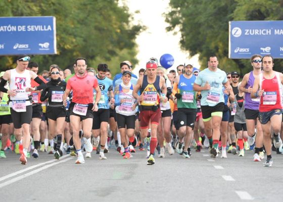 El Zurich Maratón de Sevilla 2027 y el Medio Maratón cierran inscripciones con doble récord