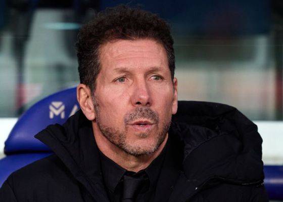 Simeone, sobre la falta de fichajes y las bajas: "Eleva la creatividad, esto me hace mejorar como entrenador"