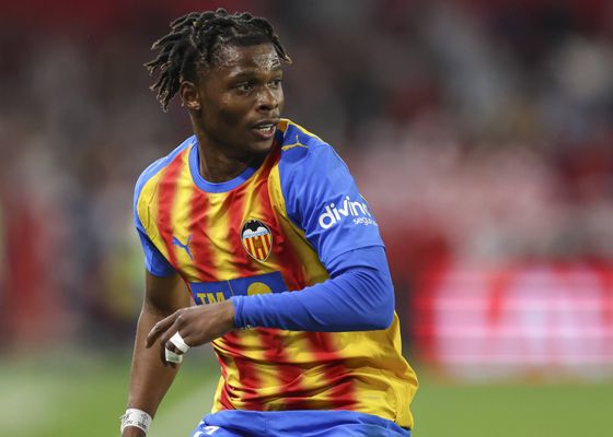 El Leeds le deja claro al Valencia sus intenciones con Ramazani