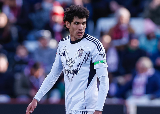 Jesús Vallejo se moja con el Real Zaragoza y apunta al Barcelona
