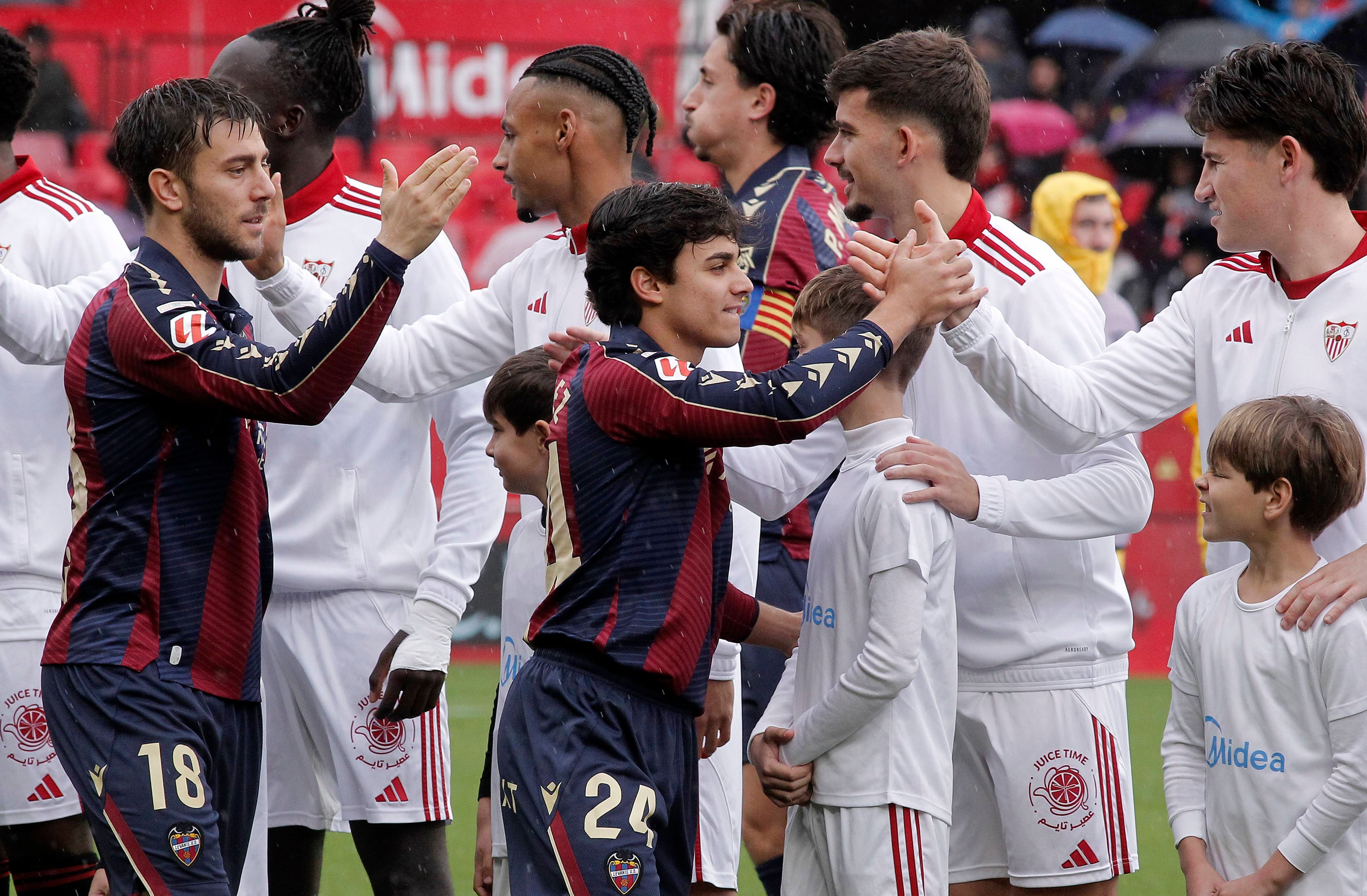 Puntos uno por uno de la derrota del Sevilla FC frente al Levante UD:  Absoluto bochorno en el Sánchez-Pizjuán