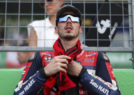 Joan Mir apunta al proveedor de neumáticos tras su abandono en Tailandia