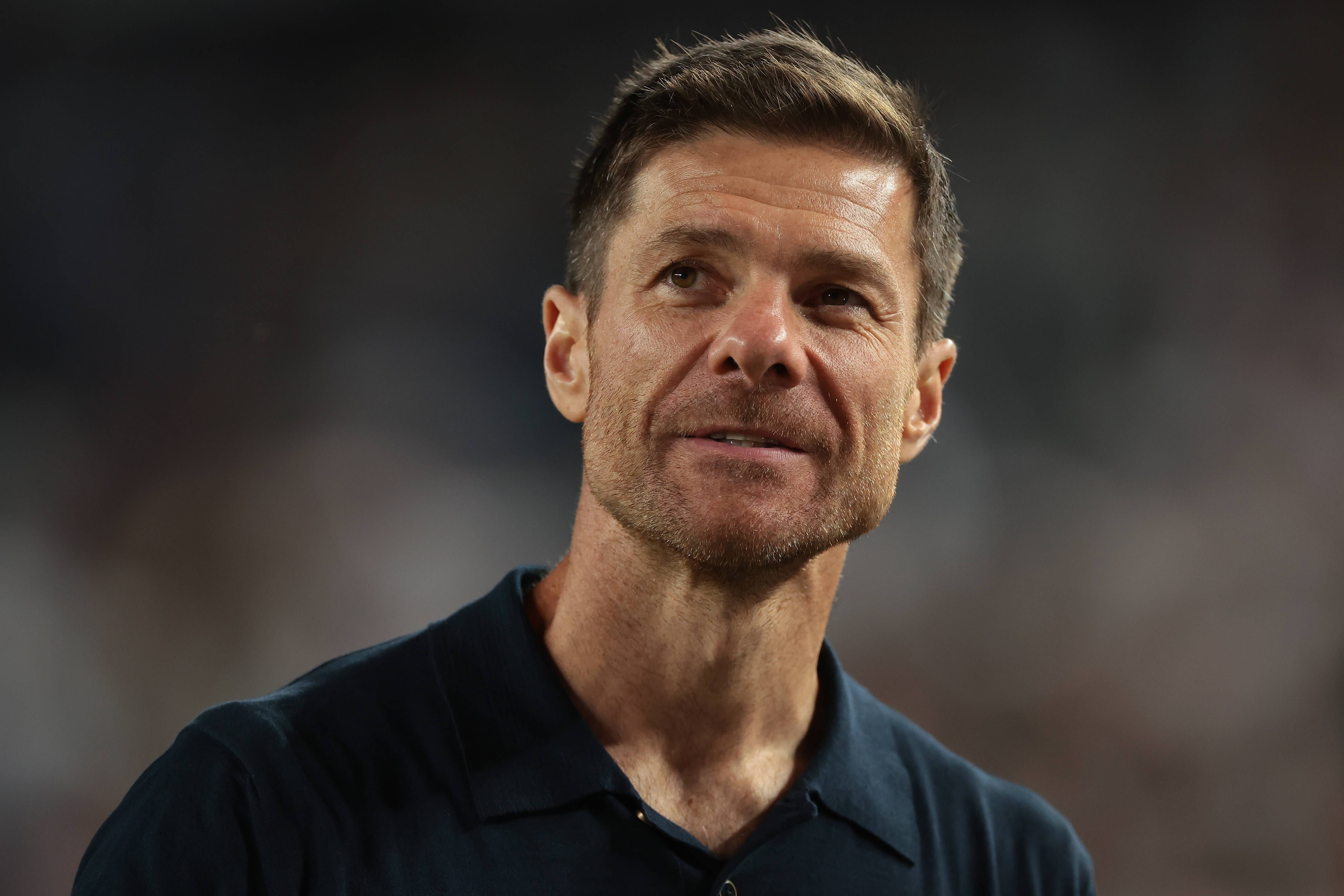 Xabi Alonso anuncia tres nuevos fichajes 