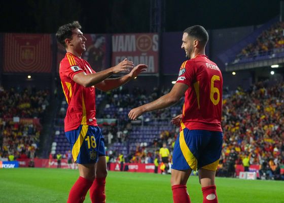 España 4-0 Bulgaria: la Roja arrasa en el Mundial y sigue liderando el grupo