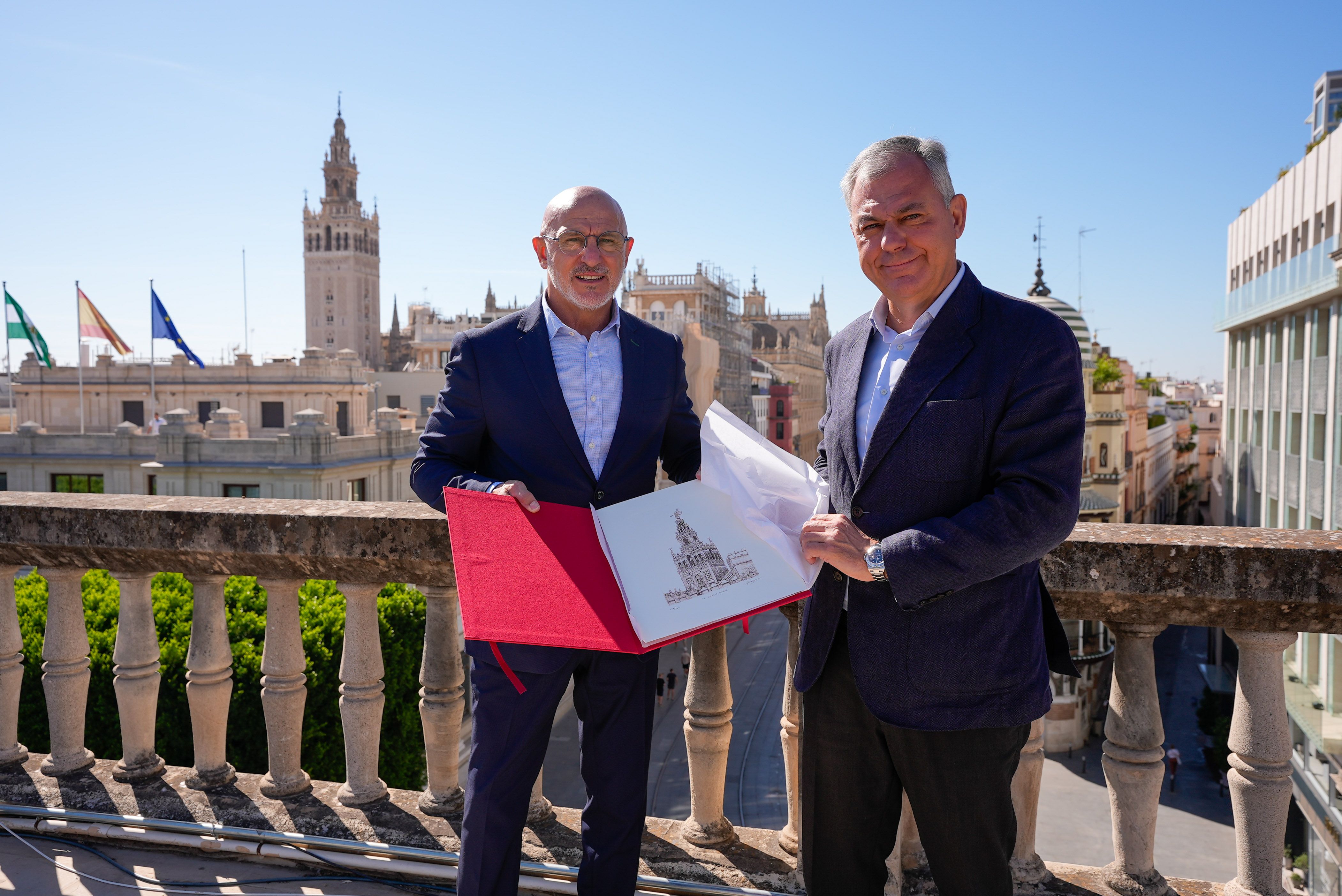 El homenaje de Sevilla a Luis de la Fuente