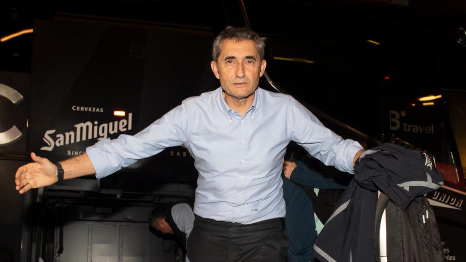 El Athletic Club homenajea a Valverde y a Lekue en el último partido de ambos en San Mamés