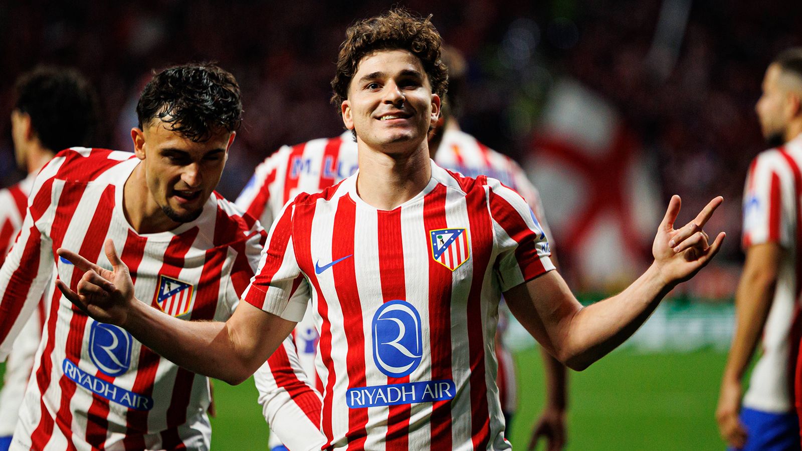 El Atlético prepara una oferta de renovación y blindaje para Julián Álvarez