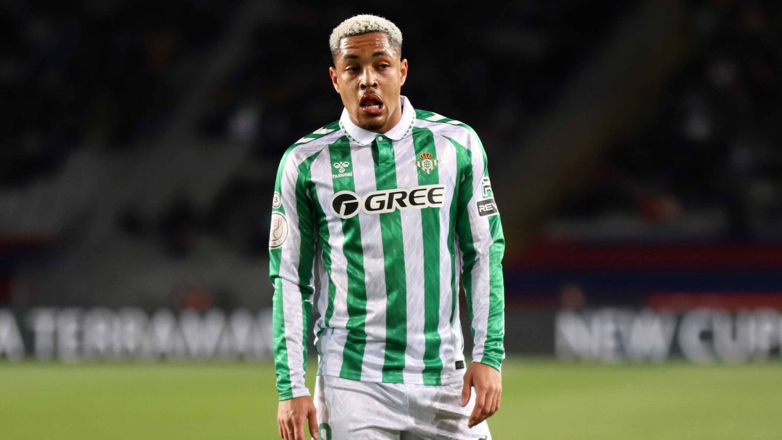 Filtran un momento de locura de Vitor Roque cuando estaba en el Betis: "Arrogante, puta..."