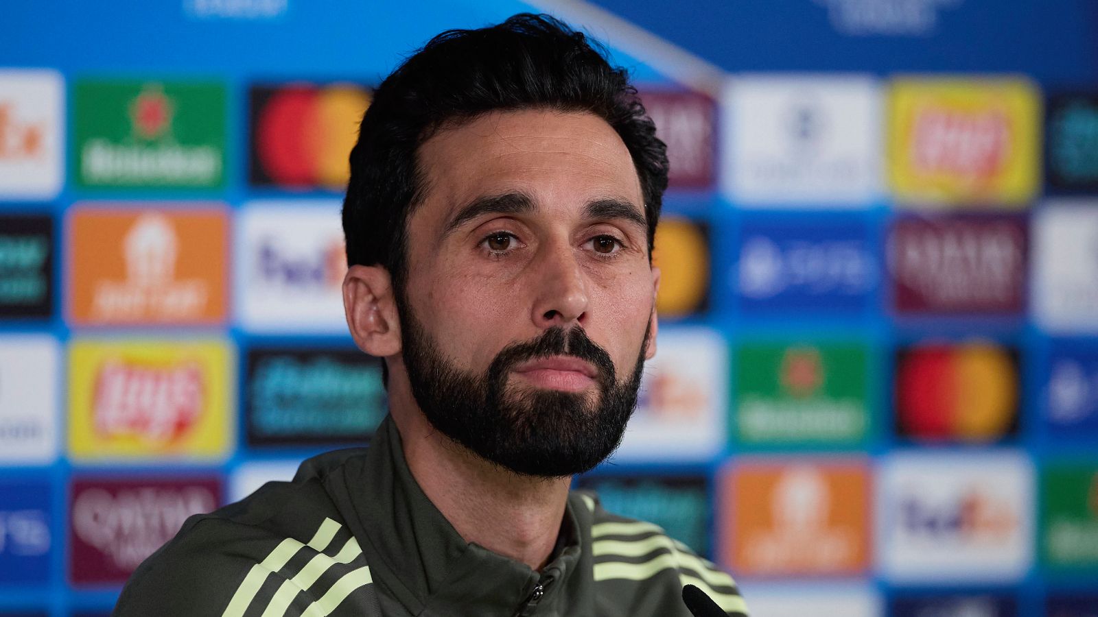 Arbeloa recibe una provocación inesperada antes de recibir al Benfica
