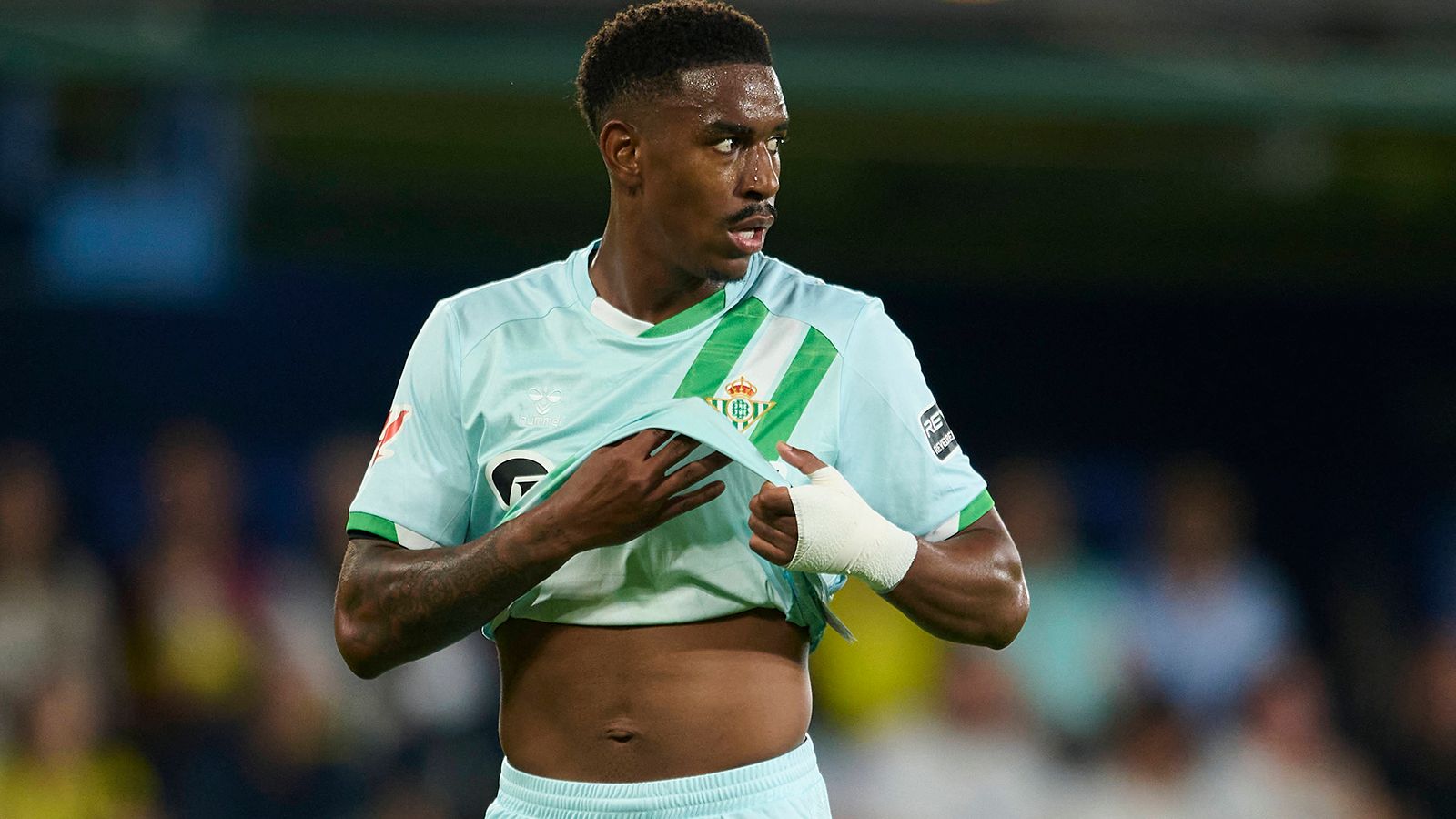 Pellegrini confirma la situación de Junior en el Betis con una decisión significativa