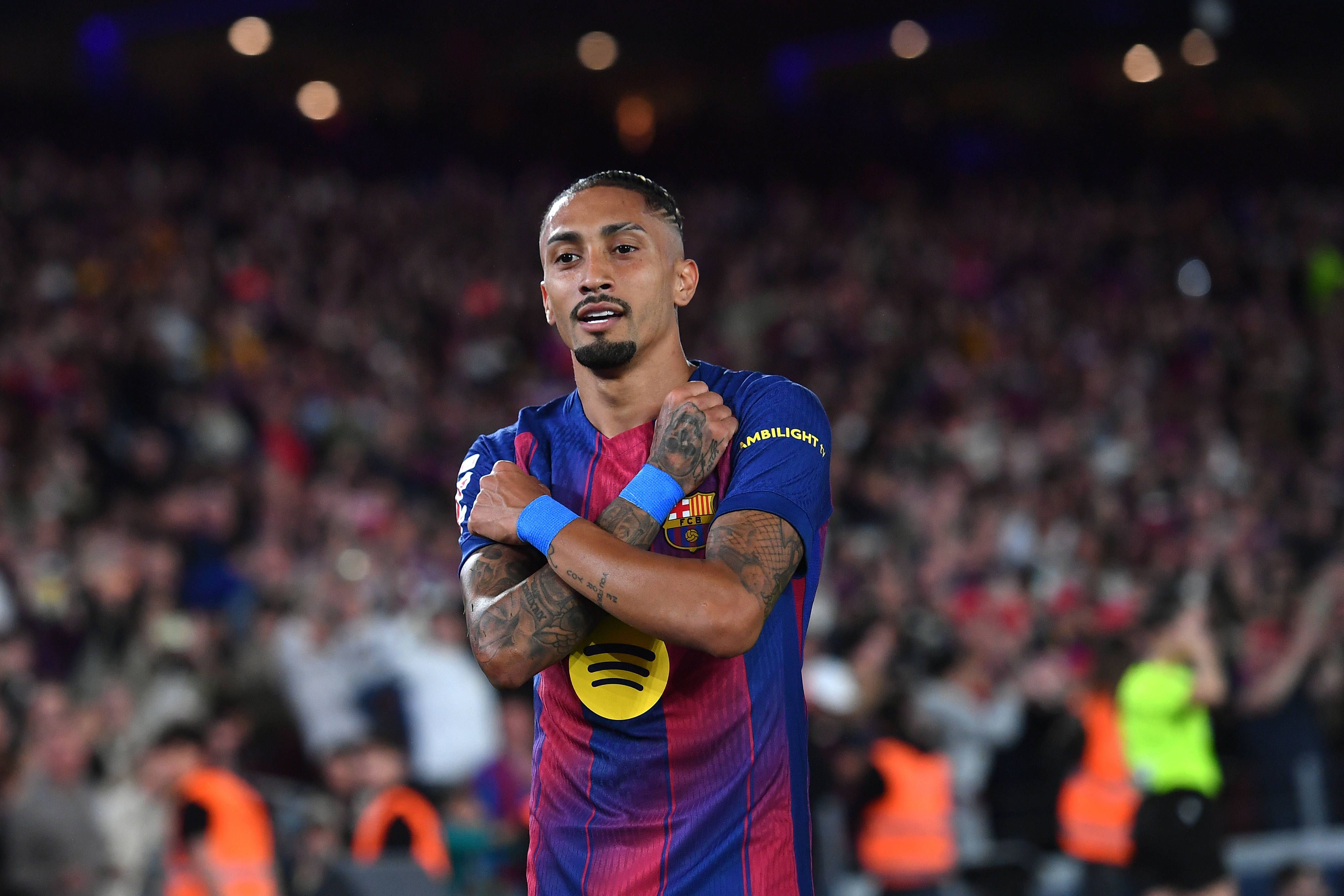 FC Barcelona 3-1 Betis: Raphinha le brinda el fin de fiesta perfecto a Lewandowski