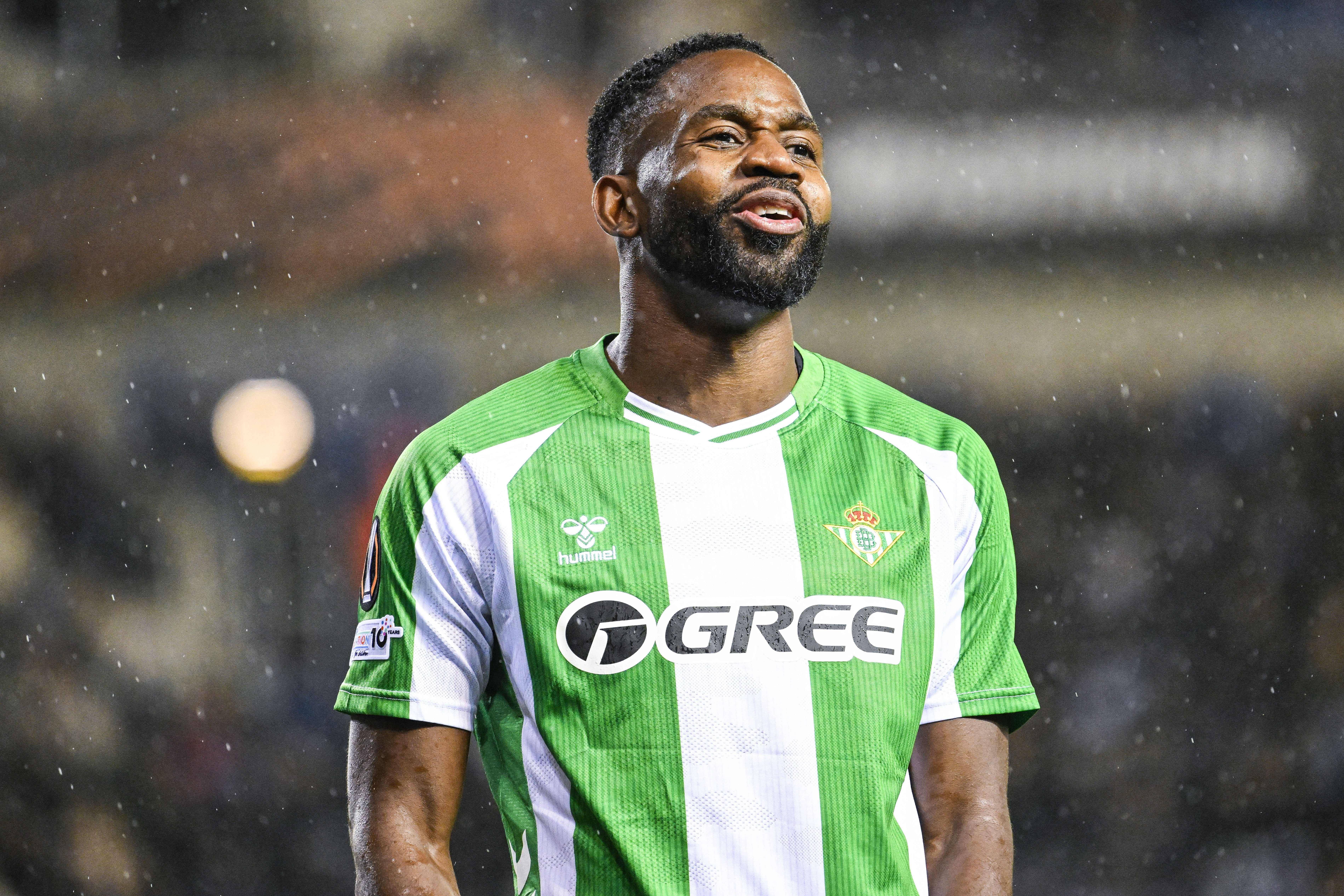 Descontento en la afición del Betis con el empate ante el Genk
