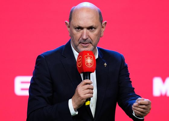Louzán propone dos nuevas sedes para el Mundial 2030 tras salir Málaga y A Coruña