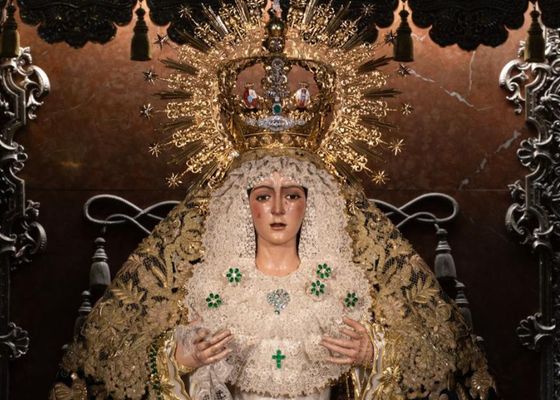 El mundo cofrade estalla con la restauración de la Virgen de la Macarena 