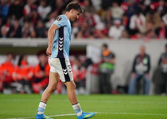La heroicidad de Javi Rodríguez en el Celta de Vigo: "Desde el principio del partido se ha llevado un golpe y ha sufrido para aguantar los 45 minutos"