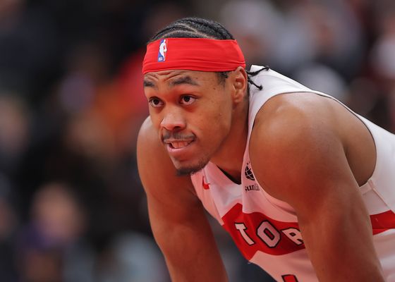 Barnes lidera una paliza histórica de Toronto y marca la noche de NBA