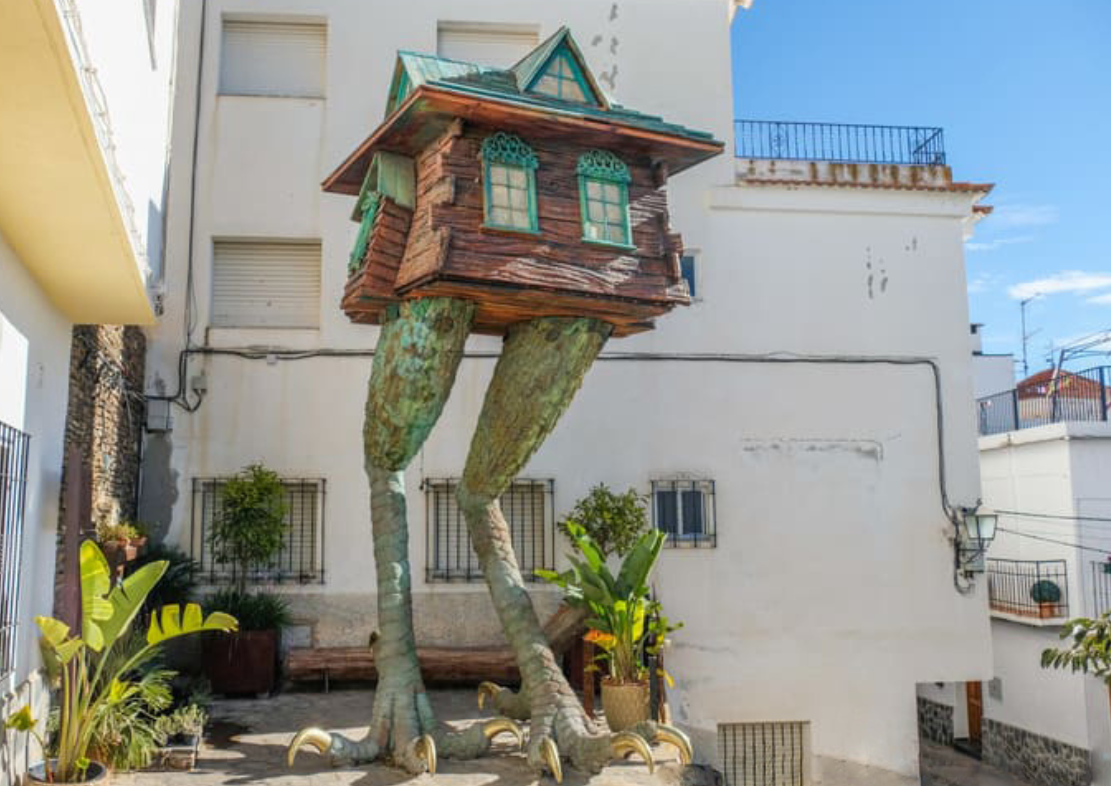 El pueblo de las brujas está en Granada y es perfecto para una escapada en Halloween