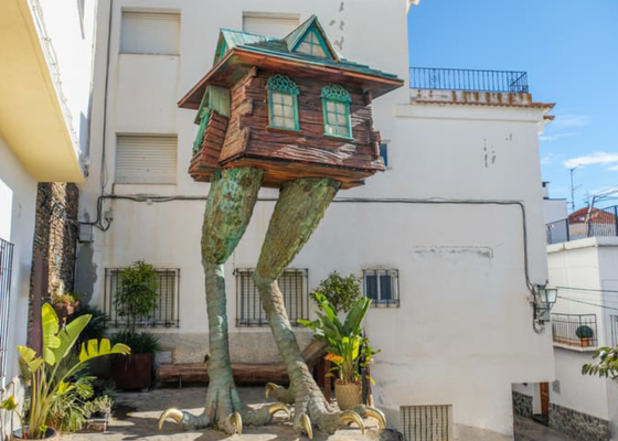 El pueblo de las brujas está en Granada y es perfecto para una escapada en Halloween