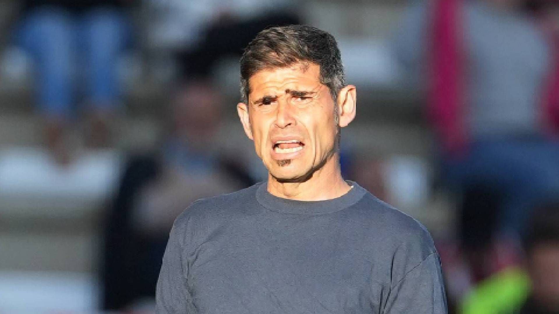 Antonio Hidalgo, en la cuerda floja para continuar en el Huesca
