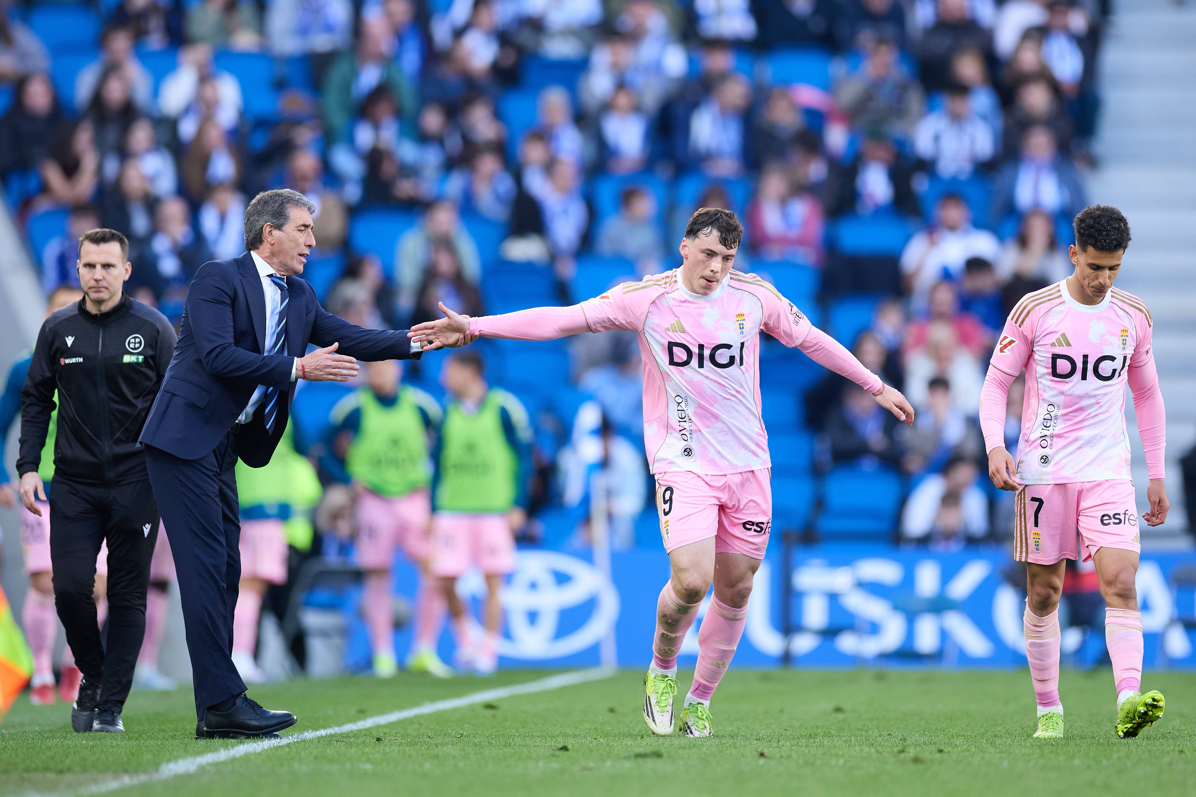 Almada no se corta con el arbitraje de Munuera Montero: "Malísimo, tengo que ser honesto"