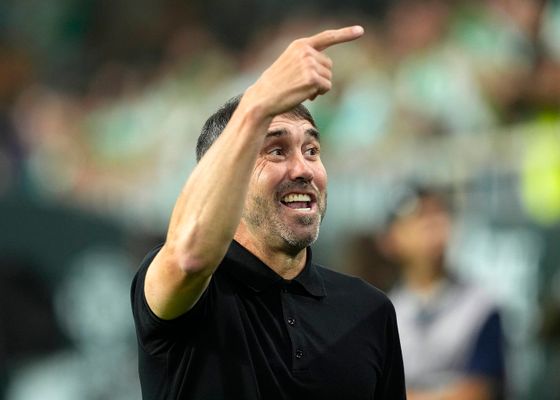 Las prioridades que tiene en mente Coudet para el Alavés este mercado