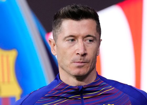 El fichaje de Lewandowski se adentra en la fase final