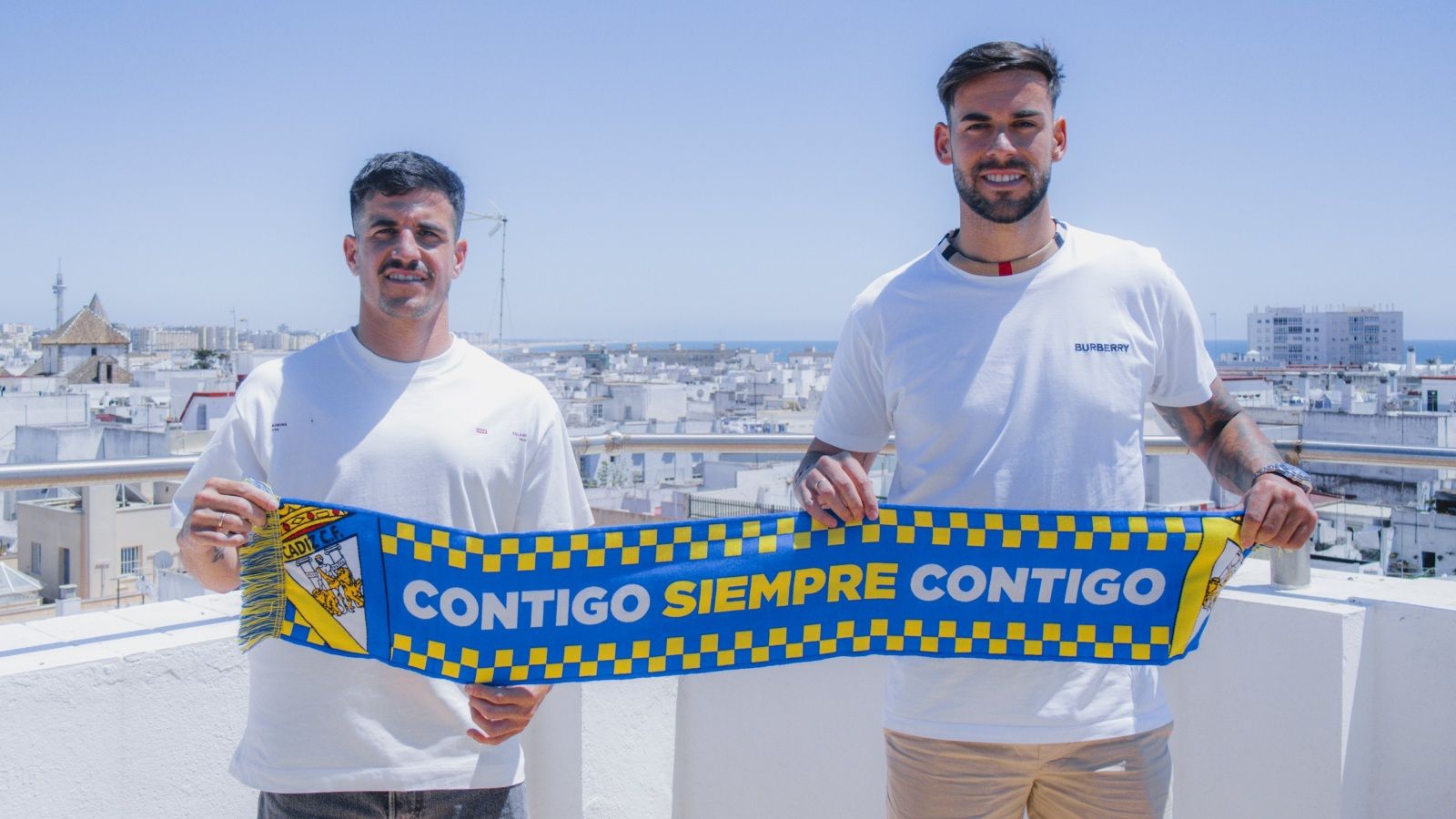 El Cádiz anuncia dos fichajes de una tacada