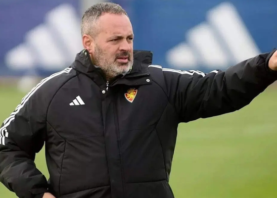 A pesar del interés del Huesca, David Navarro acabó eligiendo al Real Zaragoza 