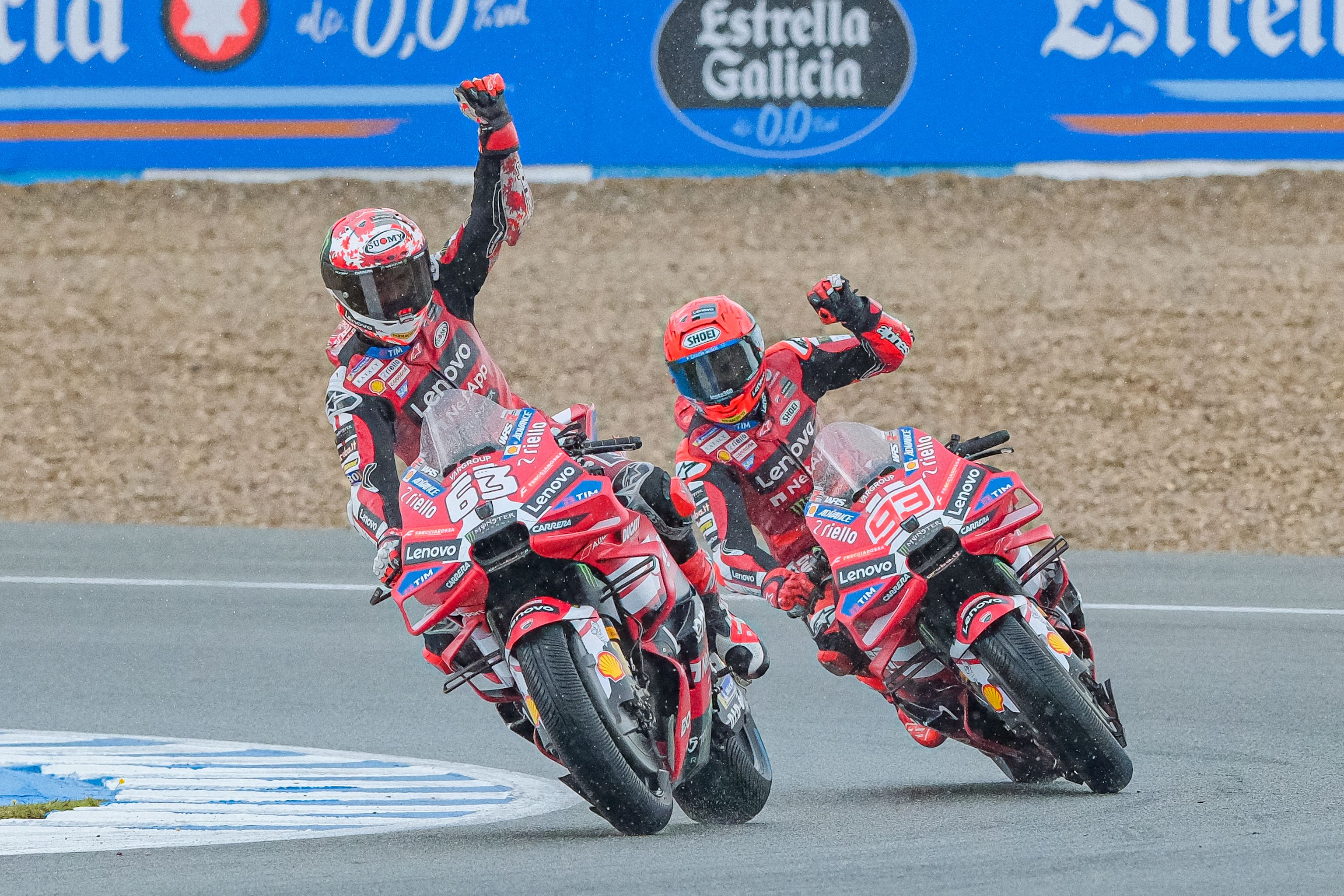 El milagro de Marc Márquez en Jerez fue suerte, pero también instinto: "Dejé pasar a todo el grupo..."