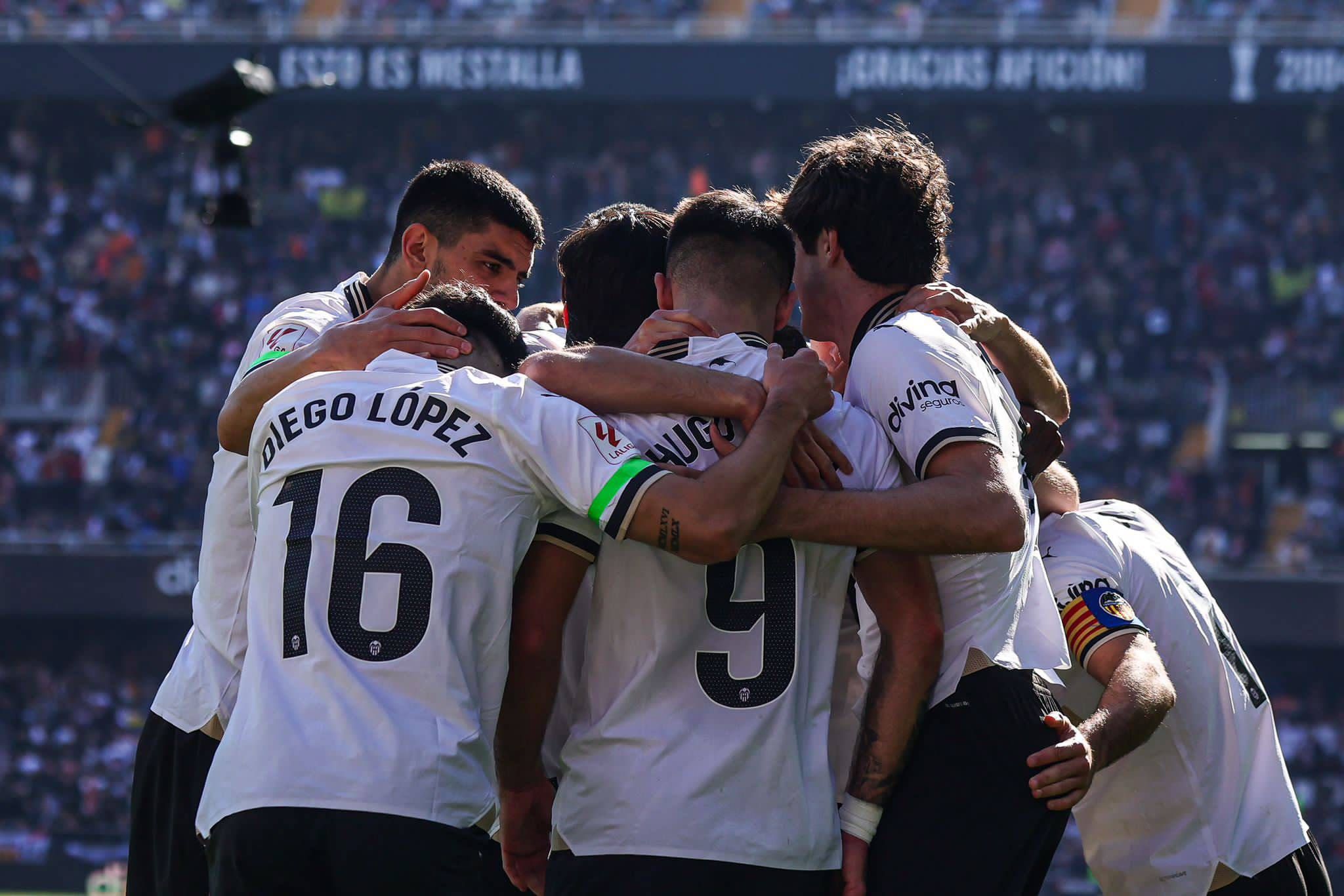 Valencia 2-1 Almería: Hugo Duro y Yaremchuk hunden al Almería