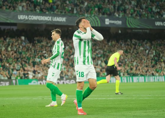 Cómo se vivió desde la grada el doble indulto que habría allanado el camino a Wroclaw