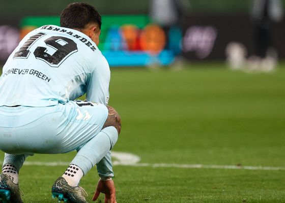 La "impotencia" de un 'Cucho' al que le resulta "difícil ser positivo" tras el 1-0: "Con nada nos están haciendo daño"