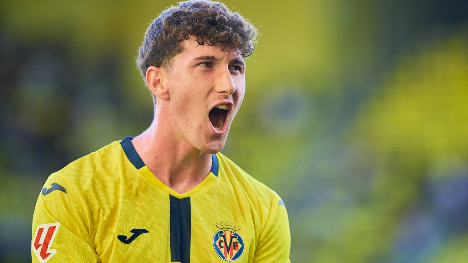 Pau Navarro, jugador del Villarreal, raja contra los jugadores del Getafe