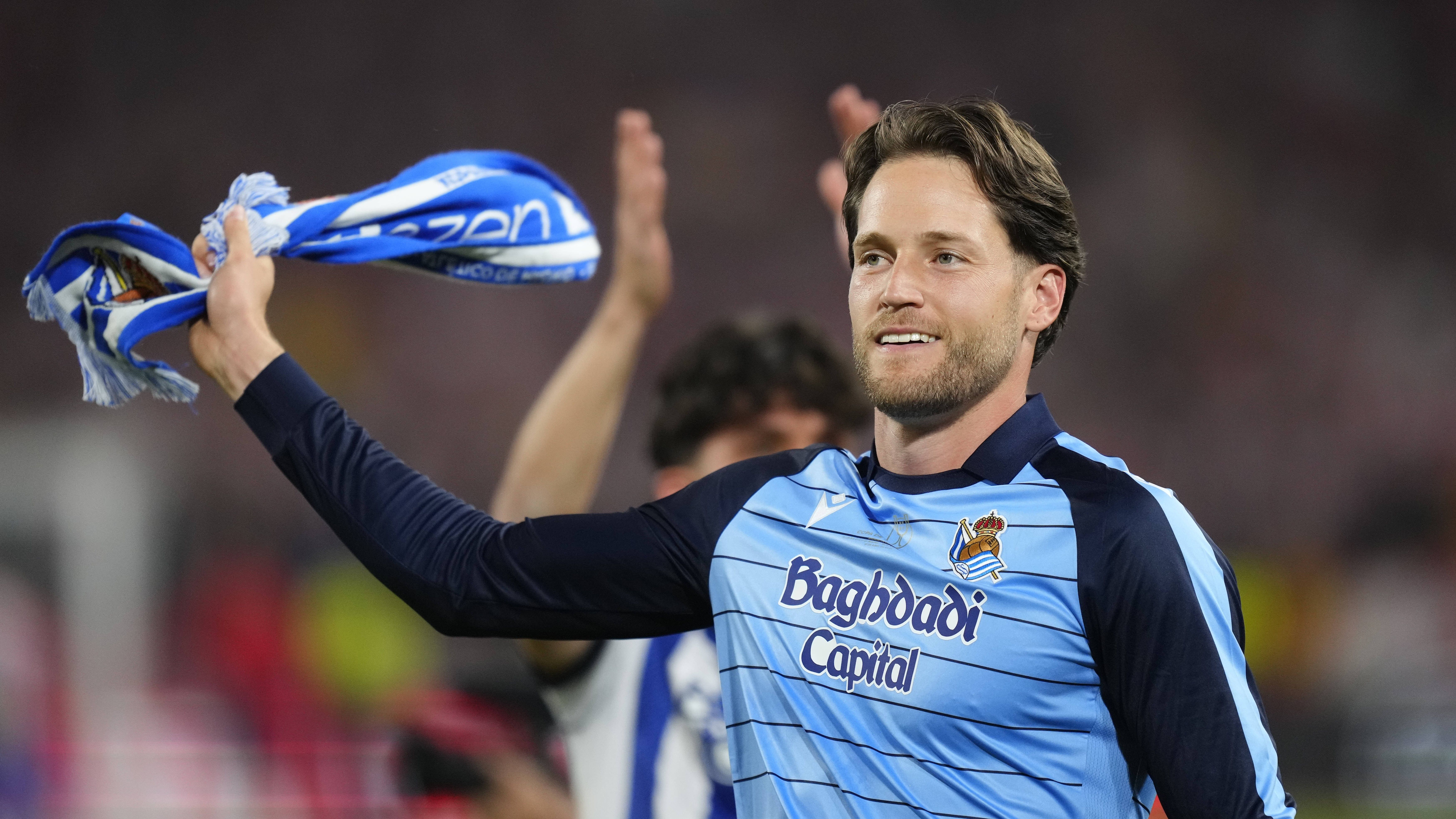 Remiro debe quedarse en la Real Sociedad