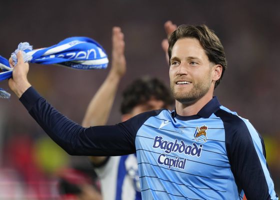 Remiro debe quedarse en la Real Sociedad
