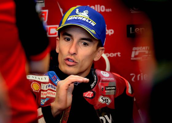 Marc Márquez desvela lo que ha ocultado hasta ahora y eso explica sus caídas y malos resultados: "Estoy pilotando con un brazo y medio"