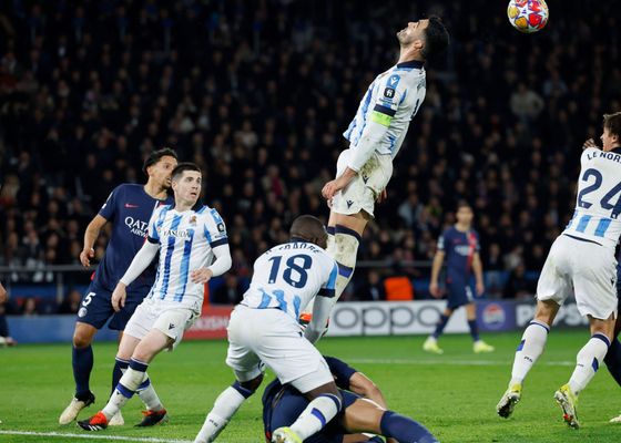 Los otros Mikel Merino