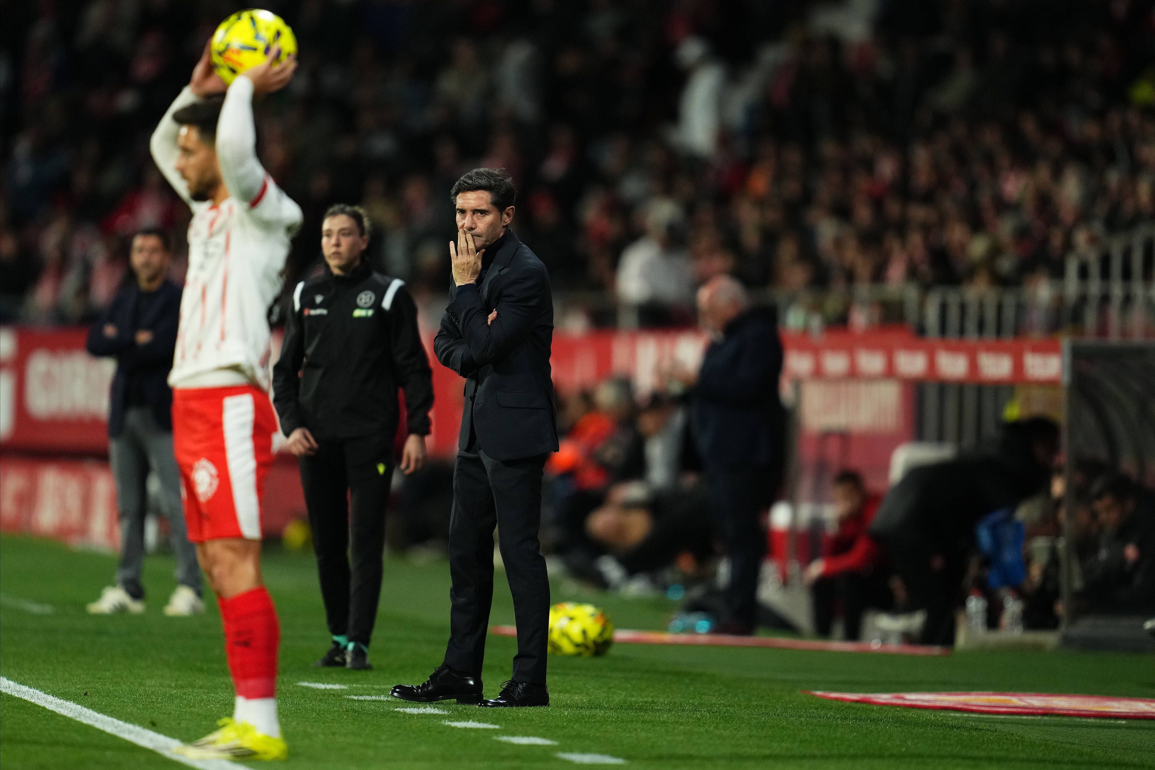 Marcelino se queda sin excusas: "﻿El Girona fue mejor, hemos estado regulares tirando a flojos"