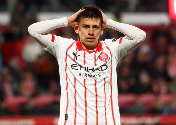 Echeverry, protagonista de la polémica ante el Barça, confiesa lo mal que lo pasó: "Estoy intentando alcanzar la versión con la que fui vendido al City"