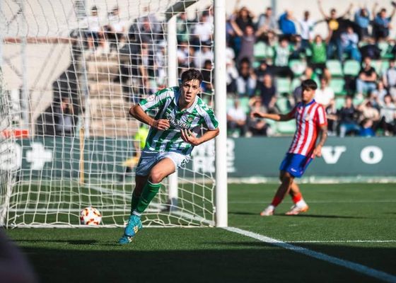 El Betis se prepara para la salida de Paco Esteban