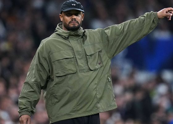 Kompany, aunque contento con el resultado, no da la eliminatoria por cerrada
