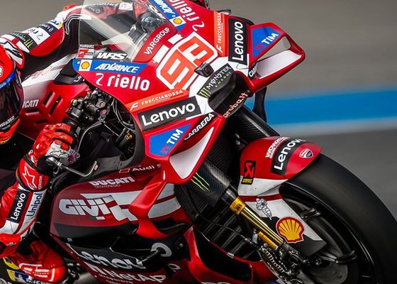 MotoGP 2026 Resultados y clasificación GP Las Américas | Bezzecchi gana el Gran Premio de Las Américas, Jorge Martín 2º, Acosta 3º y Marc Márquez 5º