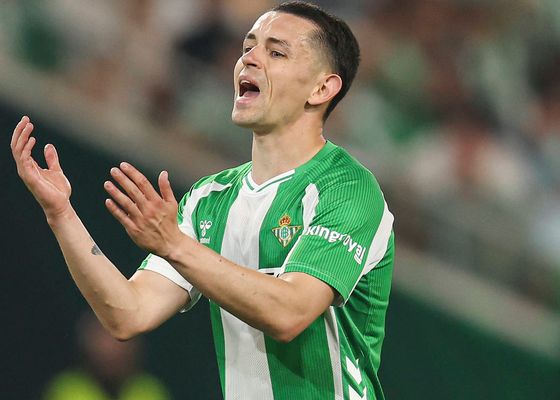 Preocupación con Álvaro Fidalgo por la postura adoptada por Pellegrini en el Betis