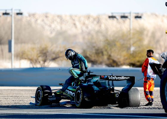 Honda admite una situación ''muy difícil'' y pone en jaque a Aston Martin