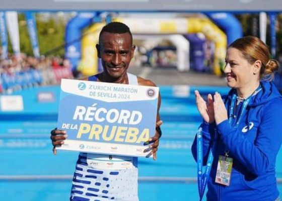 Geleta destroza el récord masculino del Maratón de Sevilla y Gebru completa la fiesta etíope