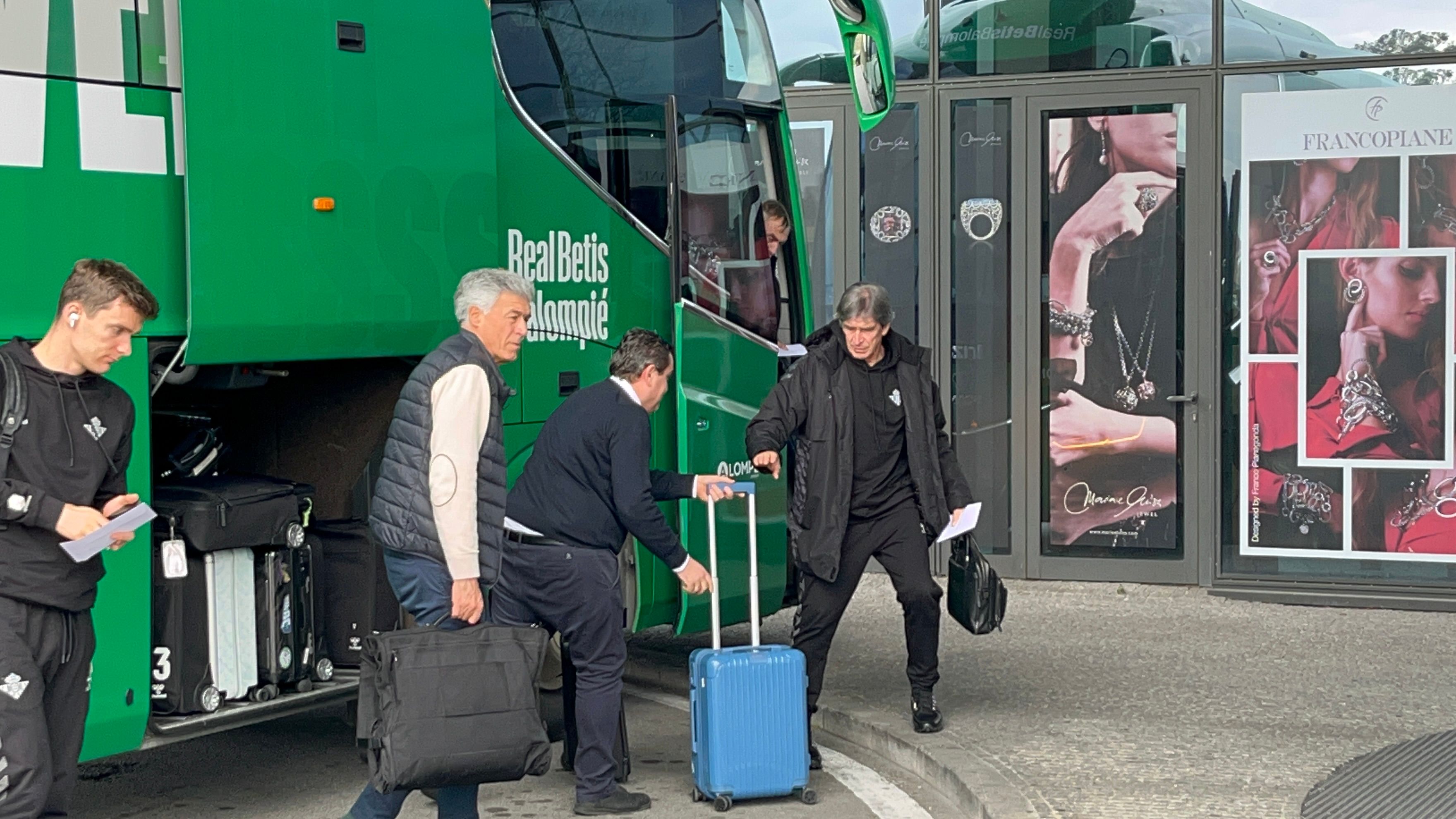 Llega el Betis a Braga con mimos de Fajardo a Pablo García