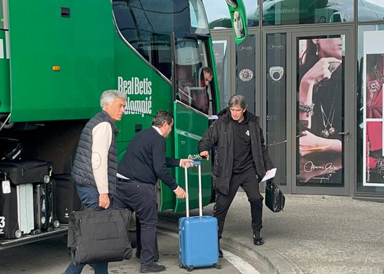 Llega el Betis a Braga con mimos de Fajardo a Pablo García